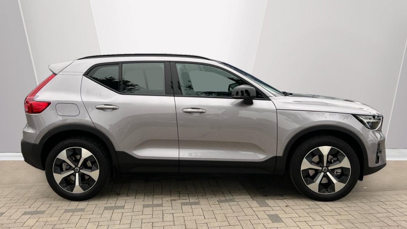 Used Volvo XC40 2025 for sale - 76154290: Photo 5