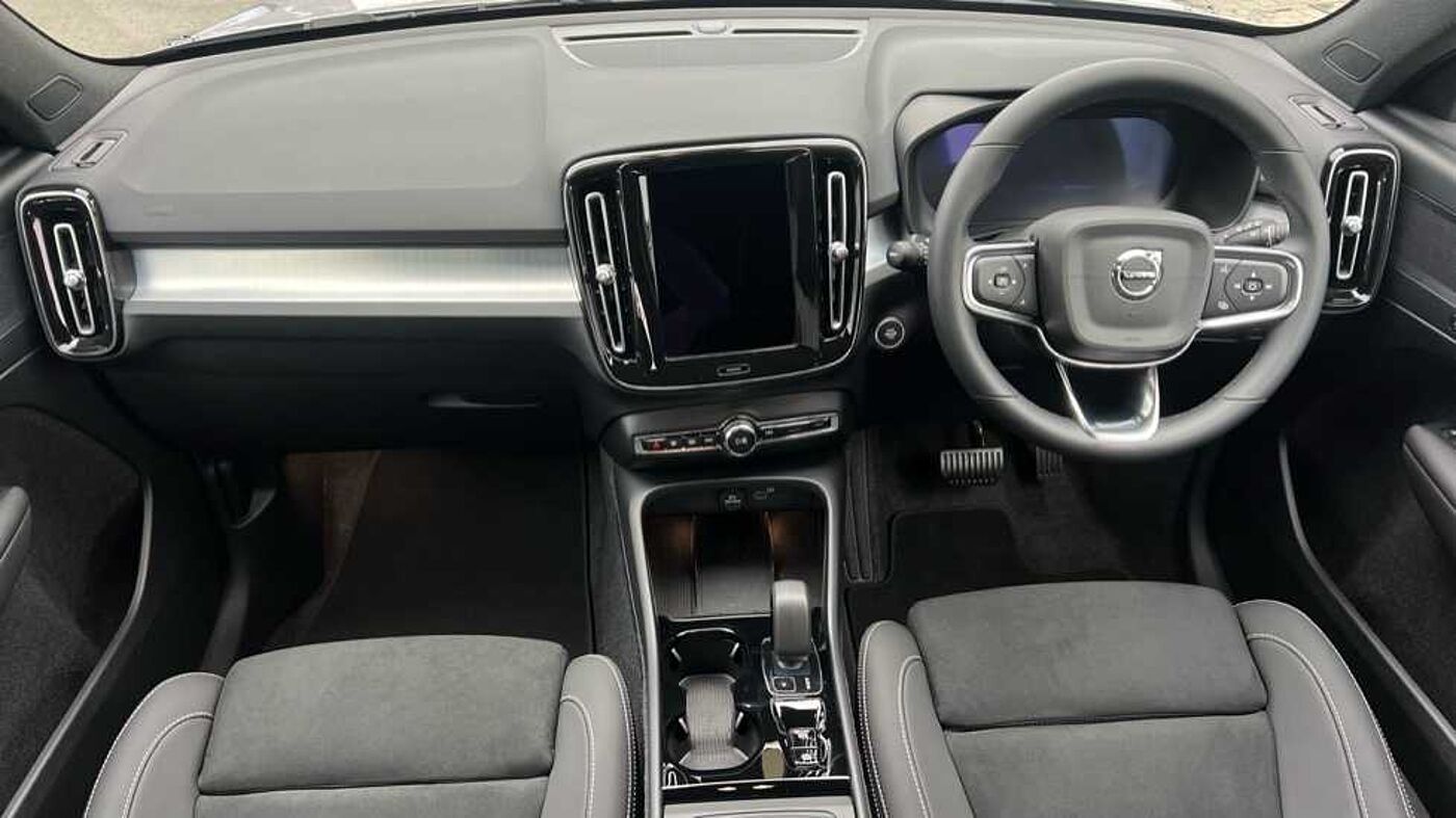 Used Volvo XC40 2025 for sale - 76154290: Photo 6