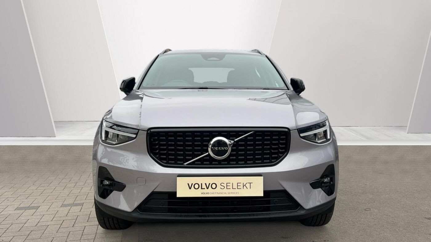 Used Volvo XC40 2025 for sale - 76154290: Photo 7