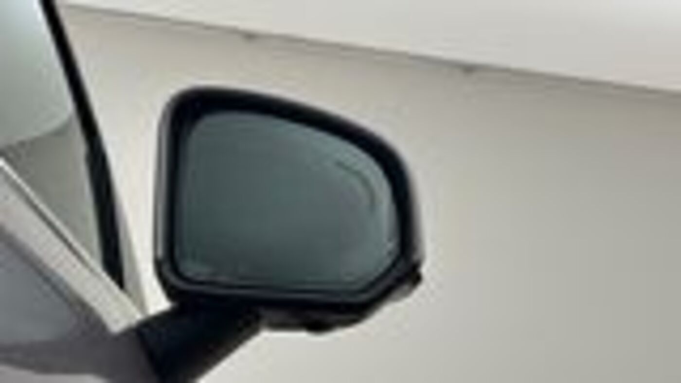 Used Volvo XC40 2025 for sale - 77539470: Photo 19