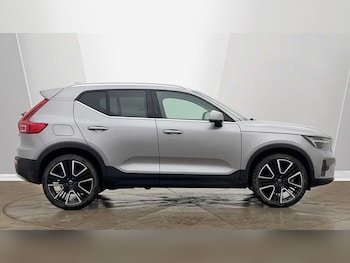Used Volvo XC40 2025 for sale - 77539470: Photo