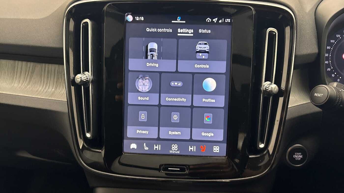 Used Volvo XC40 2025 for sale - 77539470: Photo 32