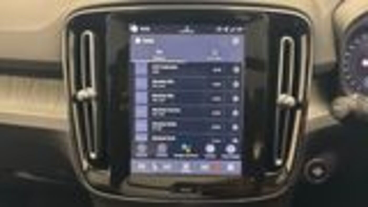 Used Volvo XC40 2025 for sale - 77539470: Photo 34