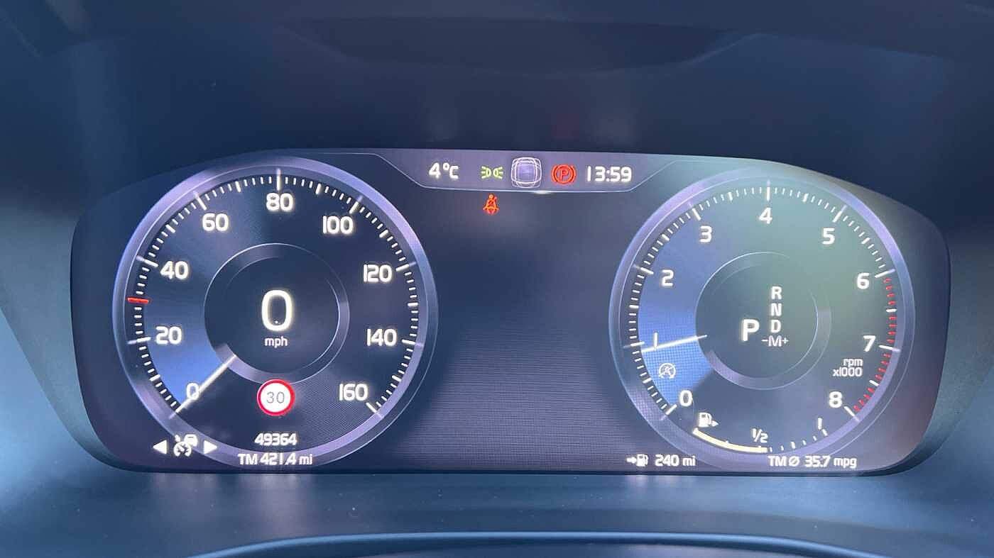 Used Volvo XC40 2018 for sale - 77124754: Photo 11