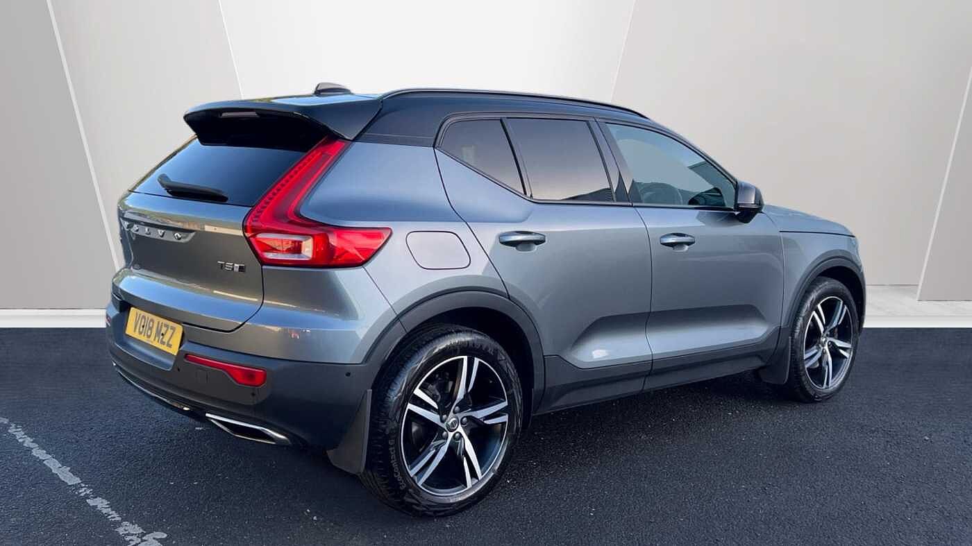 Used Volvo XC40 2018 for sale - 77124754: Photo 2