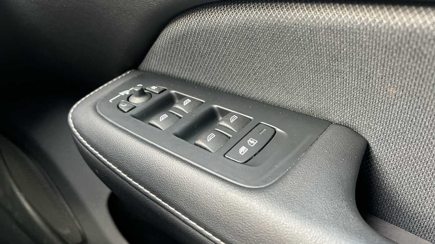 Used Volvo V60 2021 for sale - 76888354: Photo 22