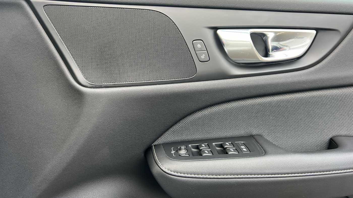 Used Volvo V60 2021 for sale - 76888354: Photo 25