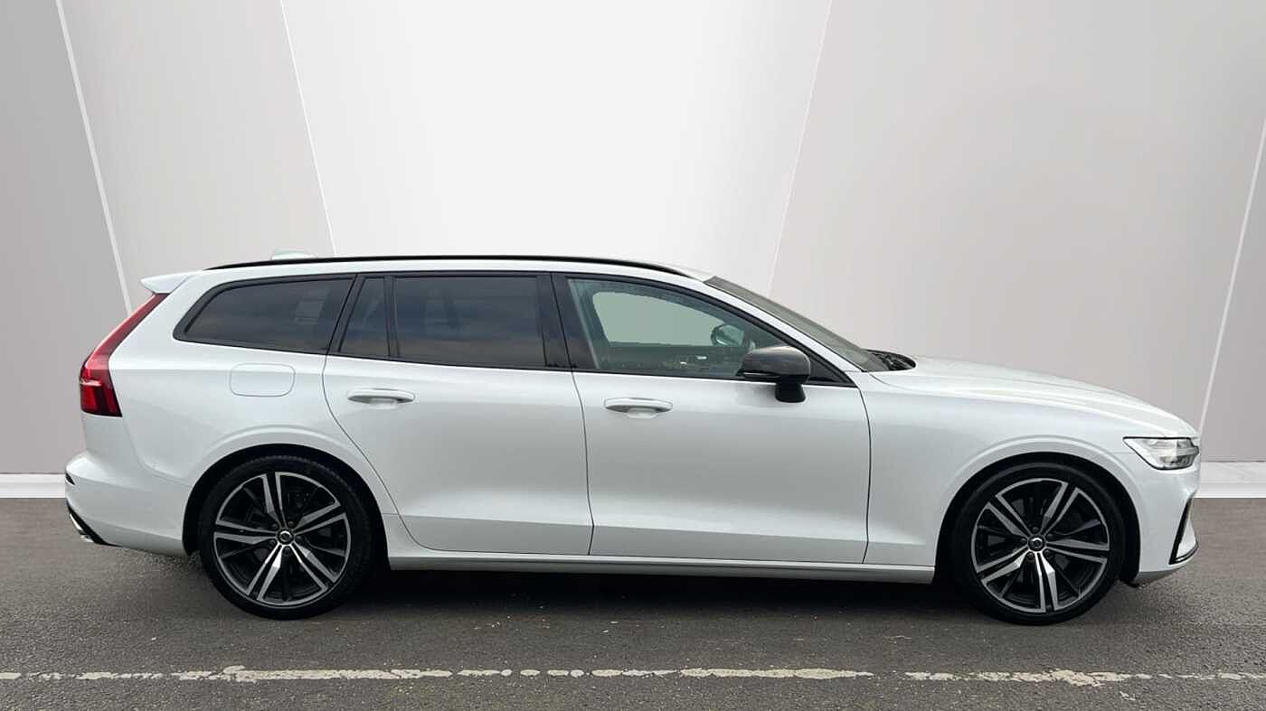 Used Volvo V60 2021 for sale - 76888354: Photo 3