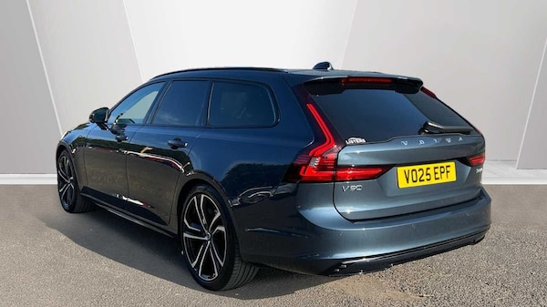 Used Volvo V90 2025 for sale - 74034784: Photo 2
