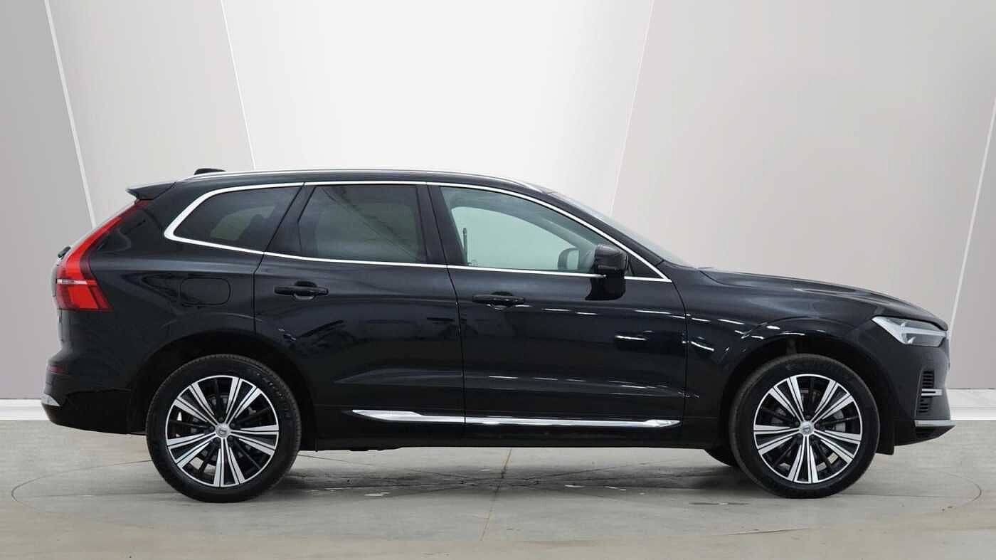 Used Volvo XC60 2022 for sale - 76730647: Photo 2