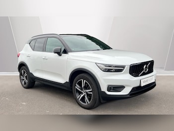 Volvo - XC40