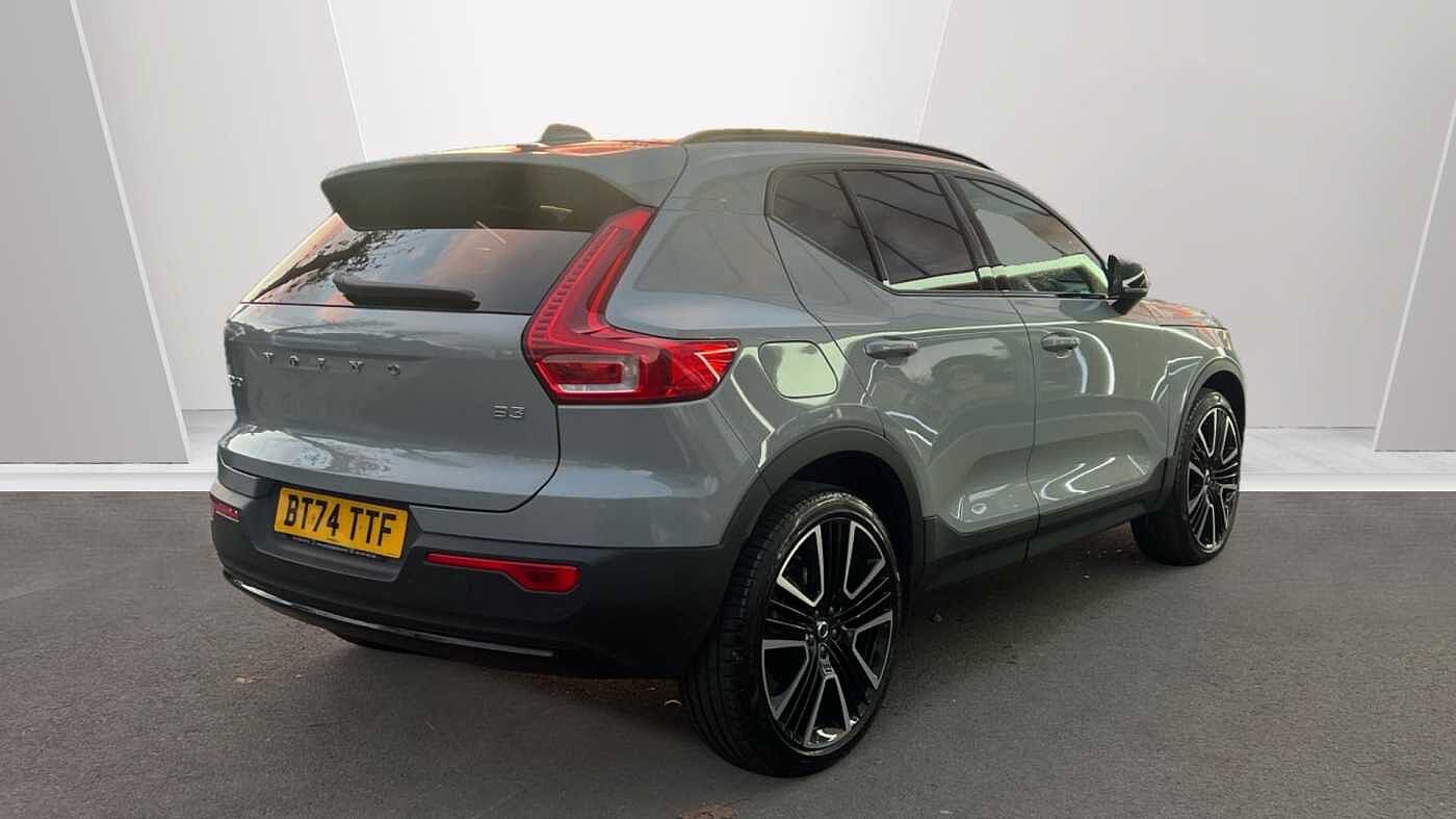 Used Volvo XC40 2024 for sale - 76609268: Photo 2