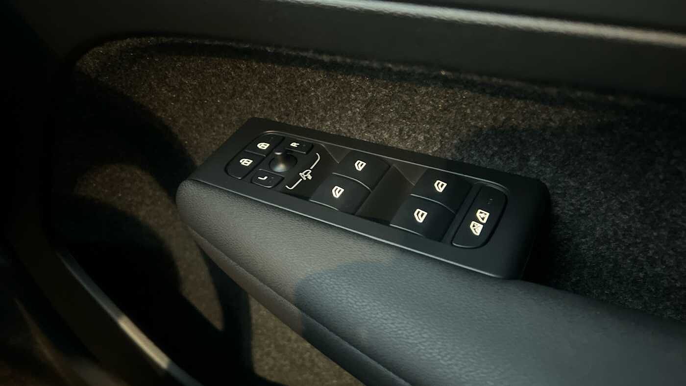 Used Volvo XC40 2024 for sale - 76609268: Photo 23