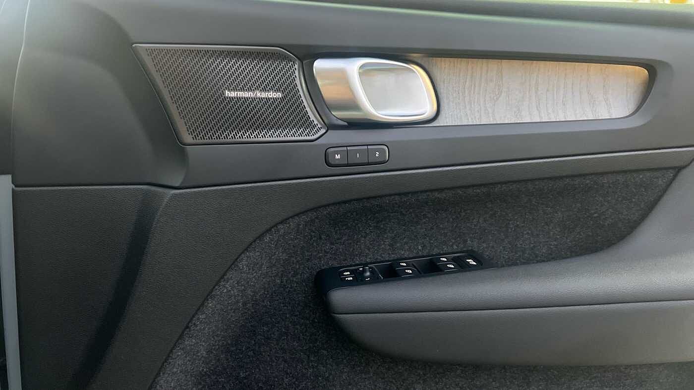 Used Volvo XC40 2024 for sale - 76609268: Photo 27