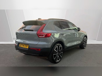 Used Volvo XC40 2024 for sale - 76609268: Photo