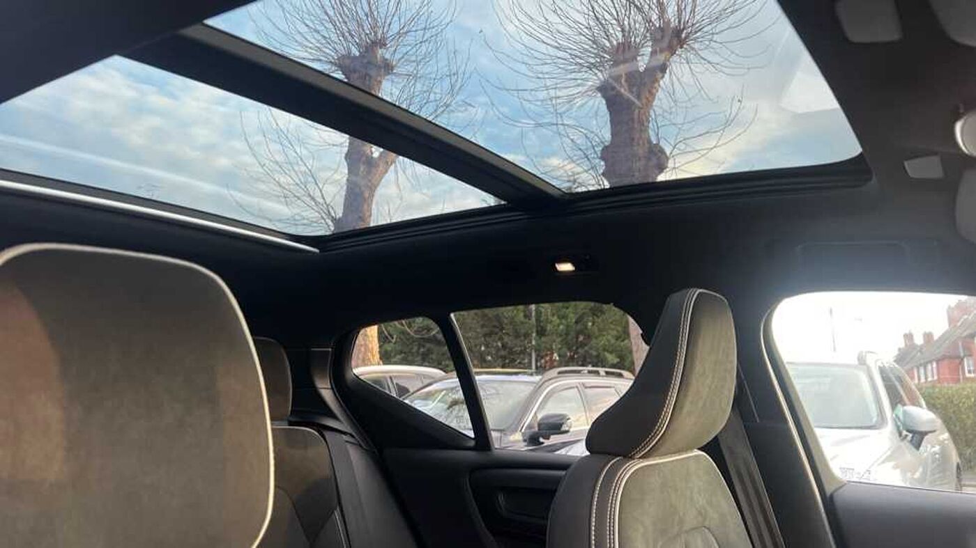 Used Volvo XC40 2024 for sale - 77755112: Photo 11