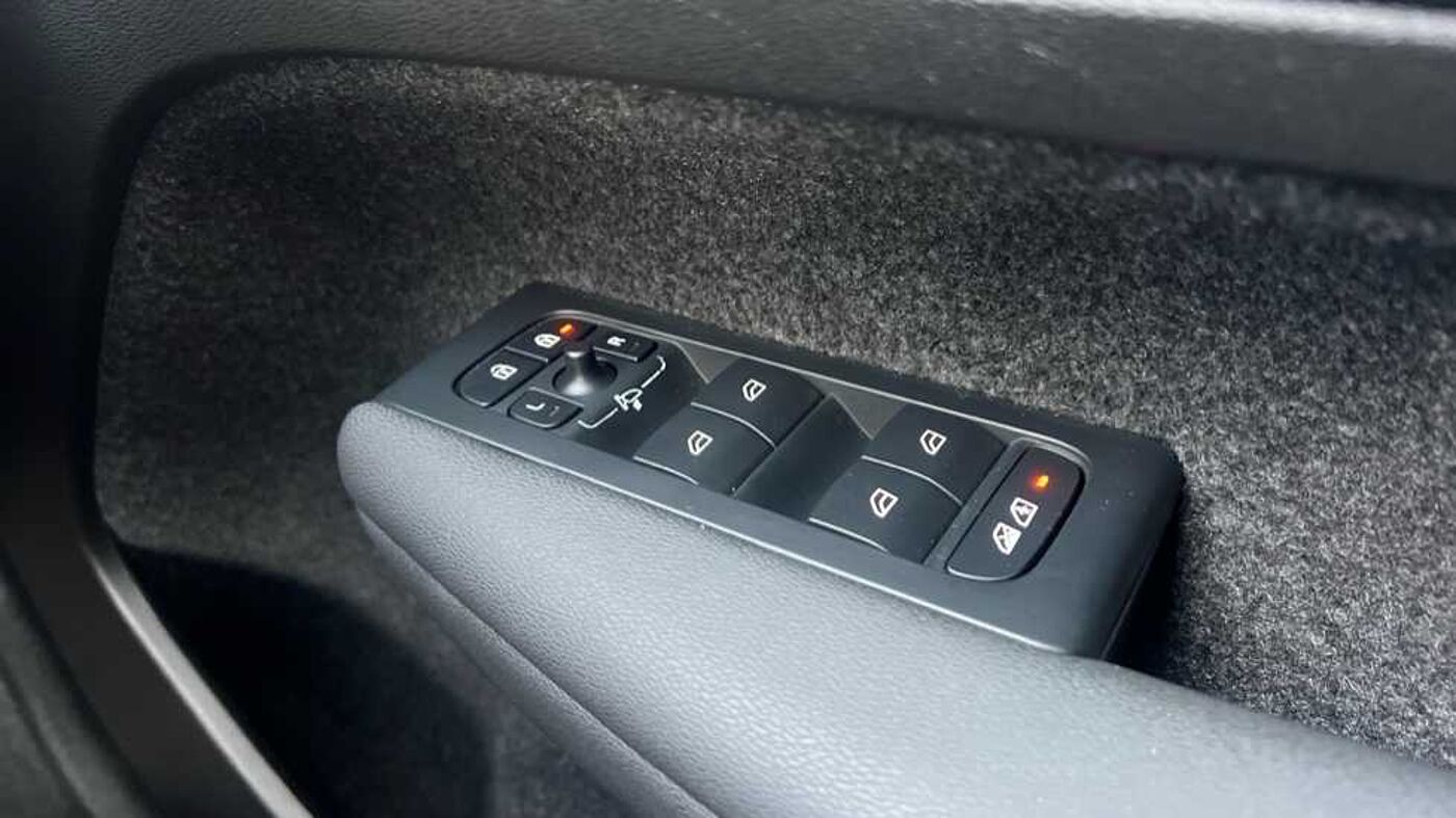 Used Volvo XC40 2024 for sale - 77755112: Photo 16