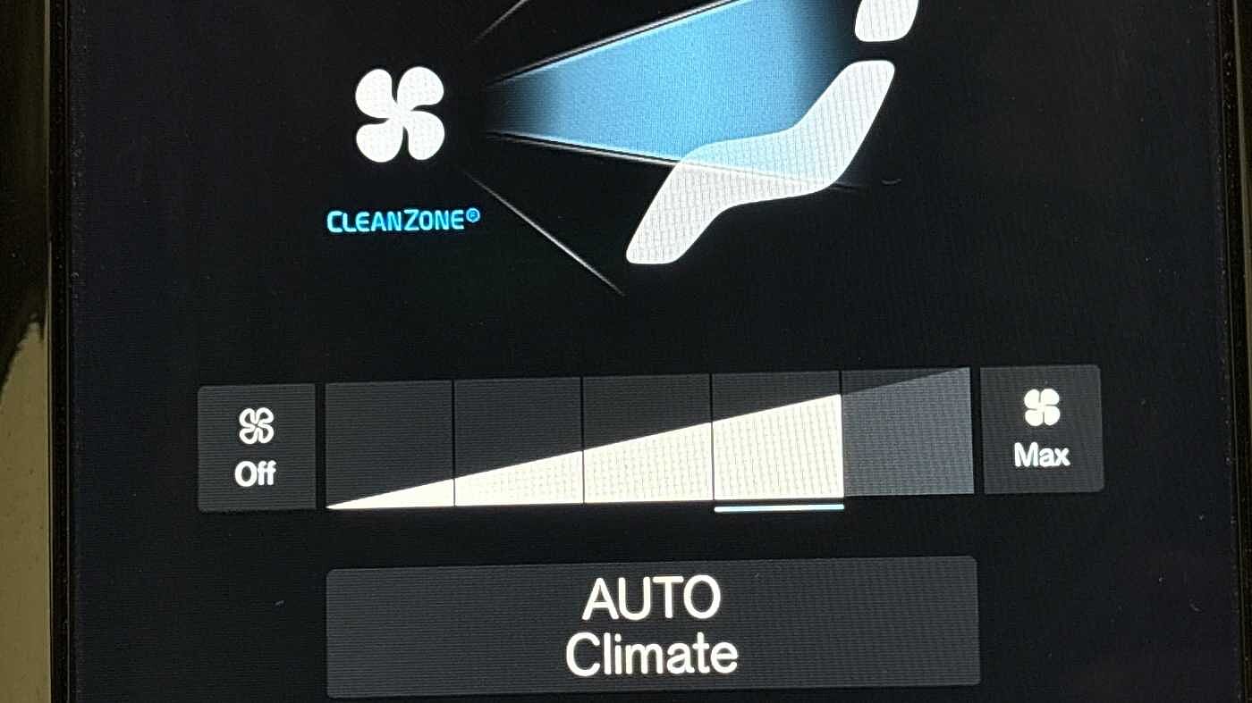 Used Volvo XC90 2021 for sale - 77910627: Photo 39