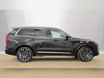 Used Volvo XC90 2025 for sale - 78431037: Photo