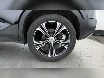 Used Volvo XC40 2022 for sale - 78948149: Photo