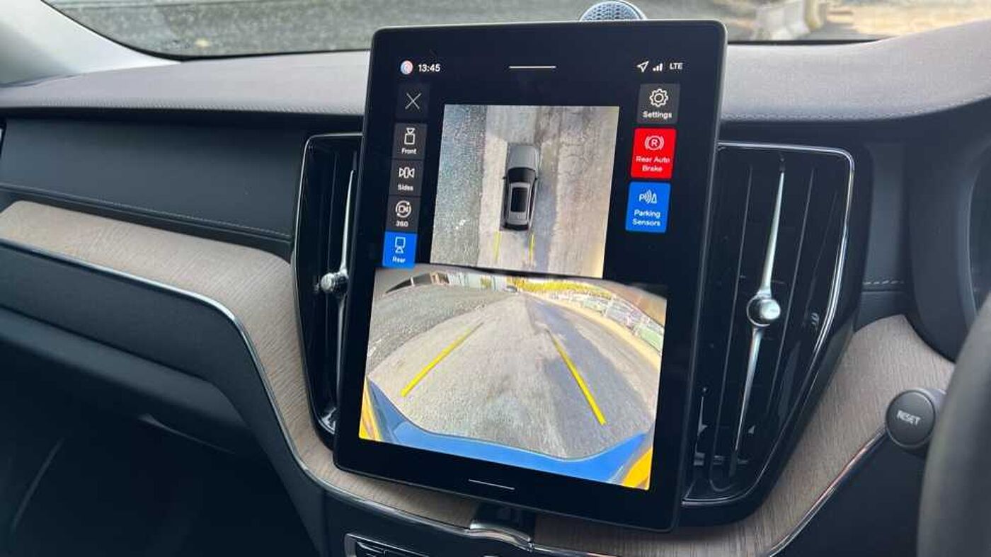 Used Volvo XC60 2025 for sale - 78021777: Photo 32