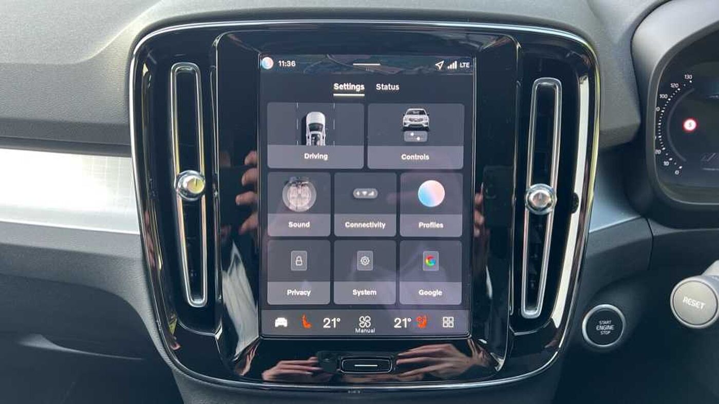 Used Volvo XC40 2025 for sale - 76154349: Photo 11