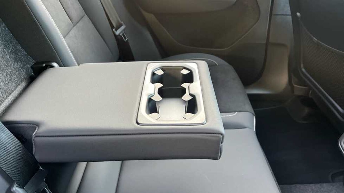 Used Volvo XC40 2025 for sale - 76154349: Photo 13