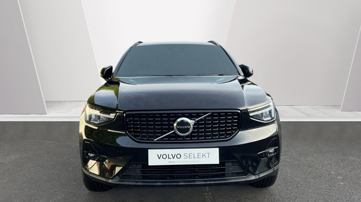 Used Volvo XC40 2025 for sale - 76154349: Photo 4