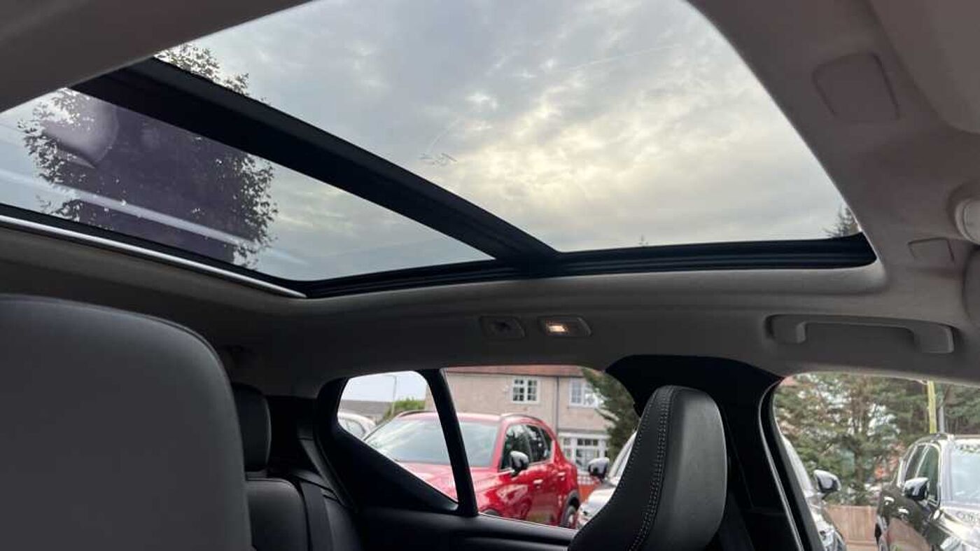 Used Volvo XC40 2024 for sale - 76033200: Photo 15