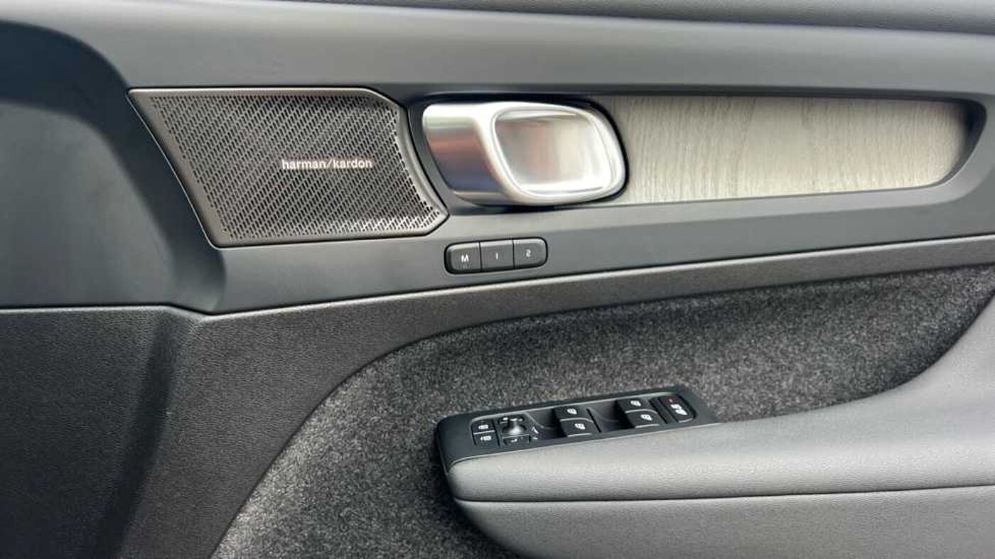 Used Volvo XC40 2024 for sale - 76033200: Photo 16