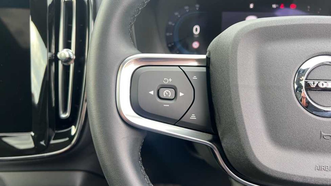 Used Volvo XC40 2024 for sale - 76033200: Photo 22