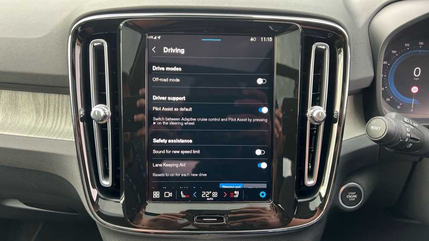 Used Volvo XC40 2024 for sale - 76033200: Photo 28