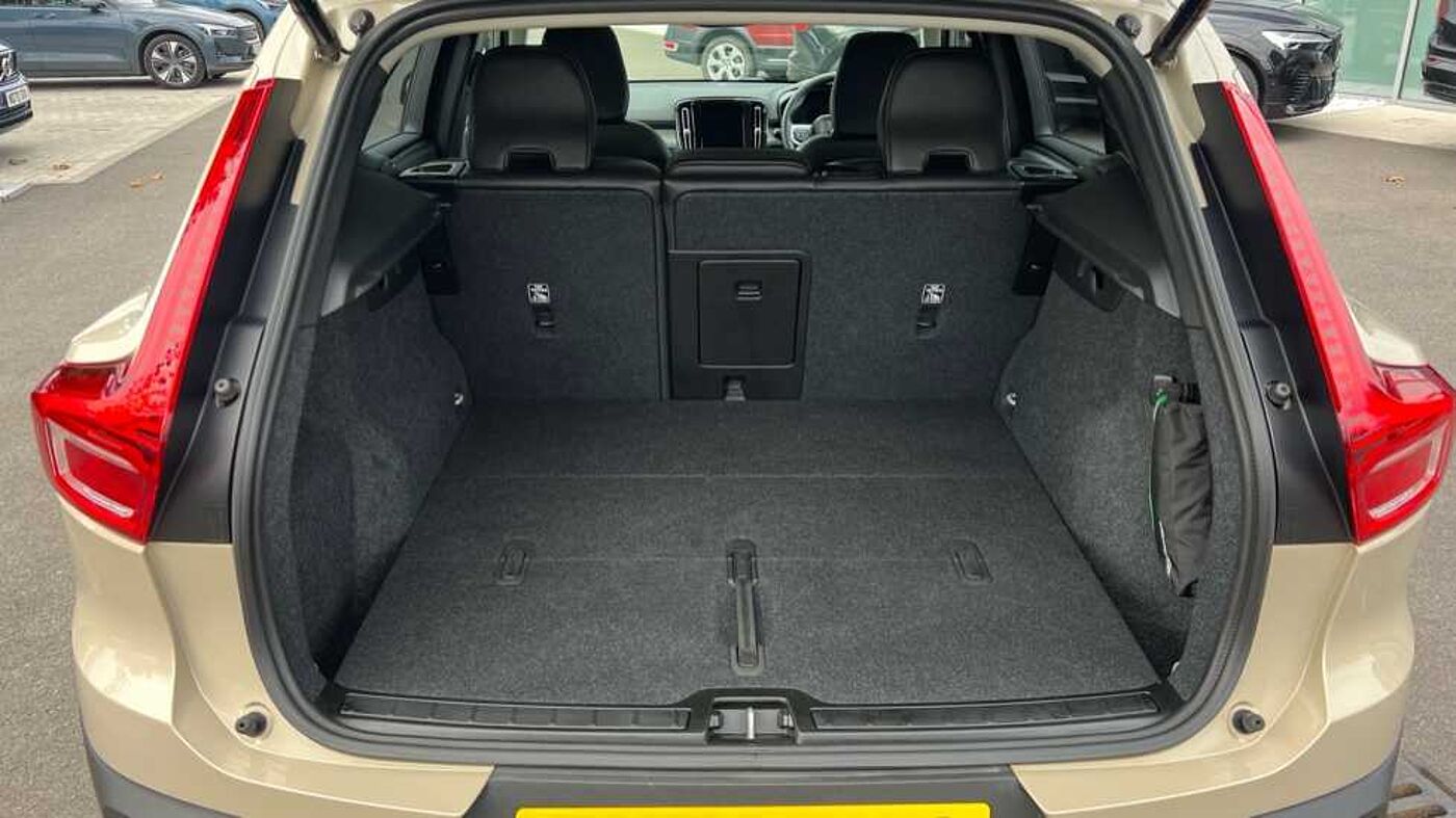 Used Volvo XC40 2024 for sale - 76033200: Photo 7