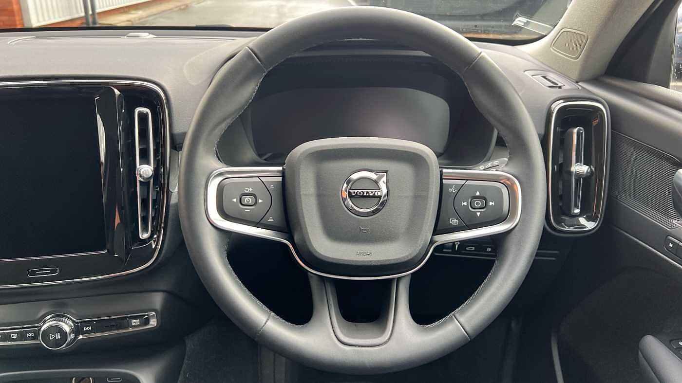 Used Volvo XC40 2022 for sale - 76434262: Photo 10