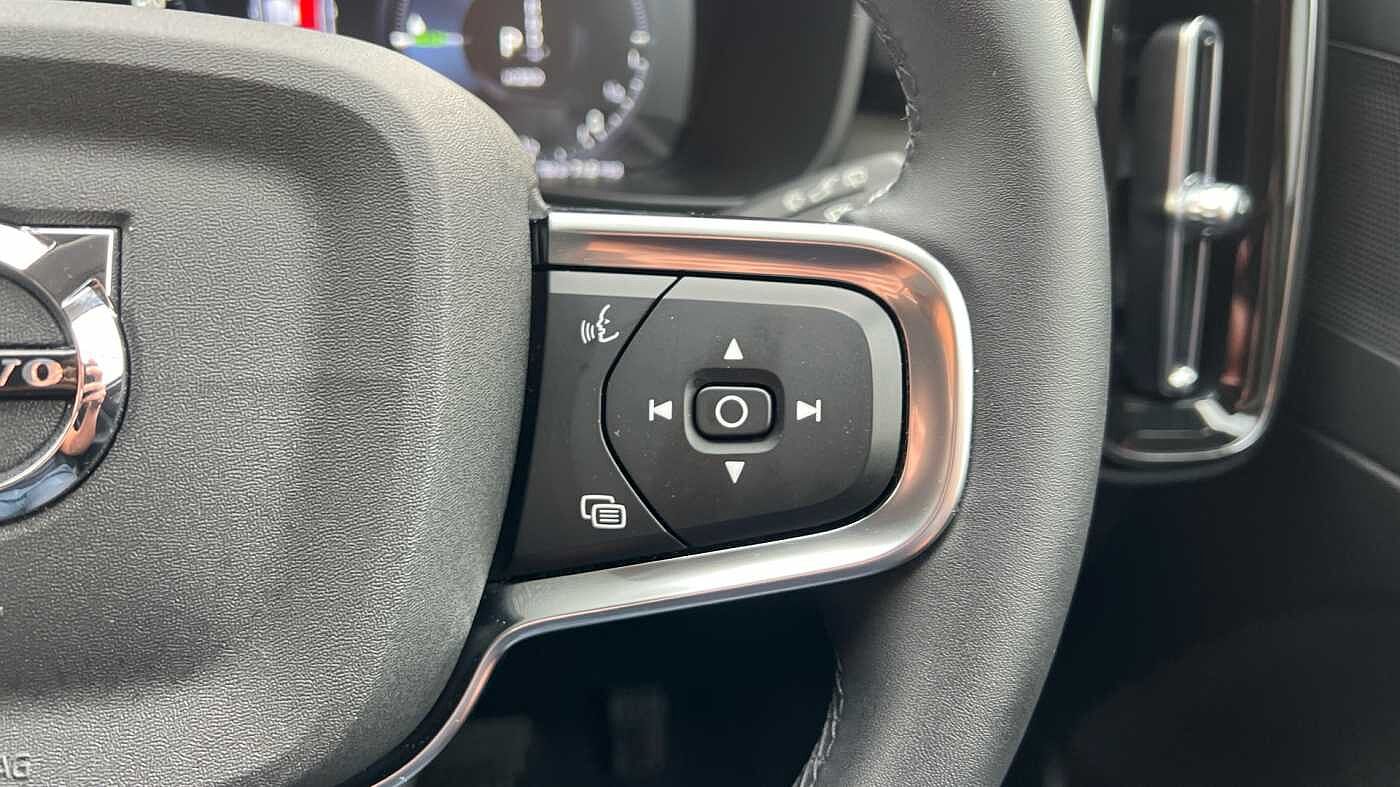 Used Volvo XC40 2022 for sale - 76434262: Photo 21