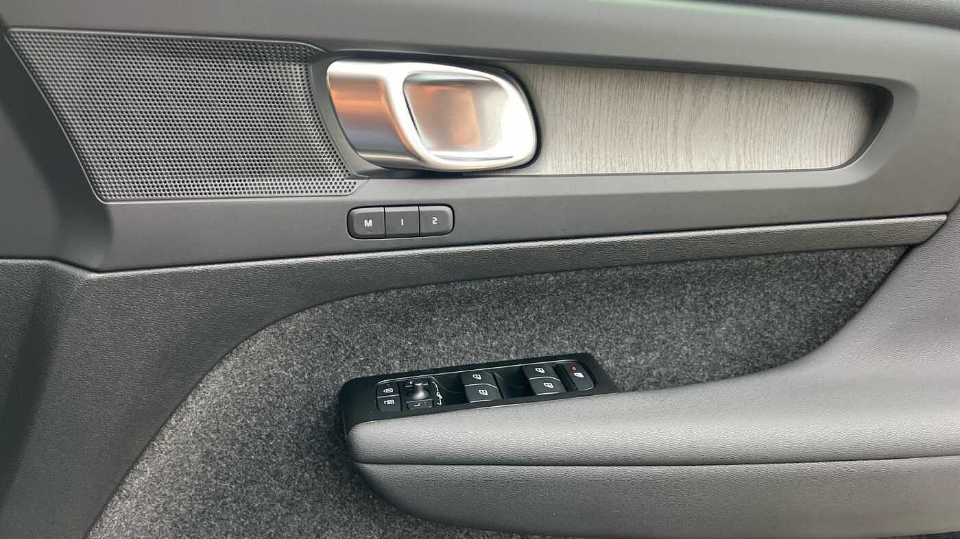 Used Volvo XC40 2022 for sale - 76434262: Photo 26