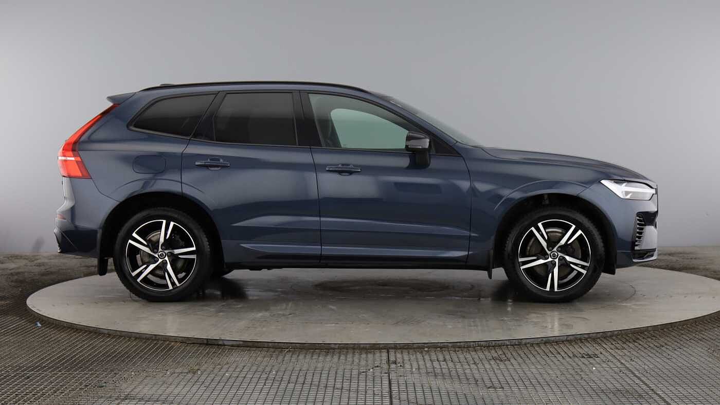 Used Volvo XC60 2022 for sale - 77292895: Photo 2
