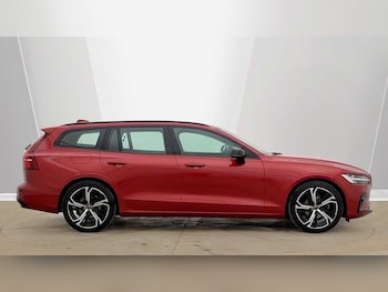 Used Volvo V60 2025 for sale - 78430971: Photo