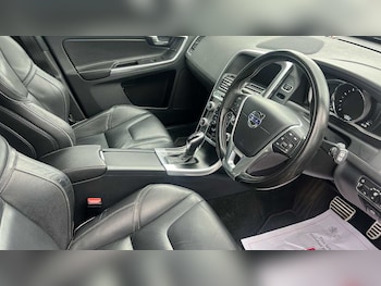Used Volvo XC60 2017 for sale - 75533671: Photo