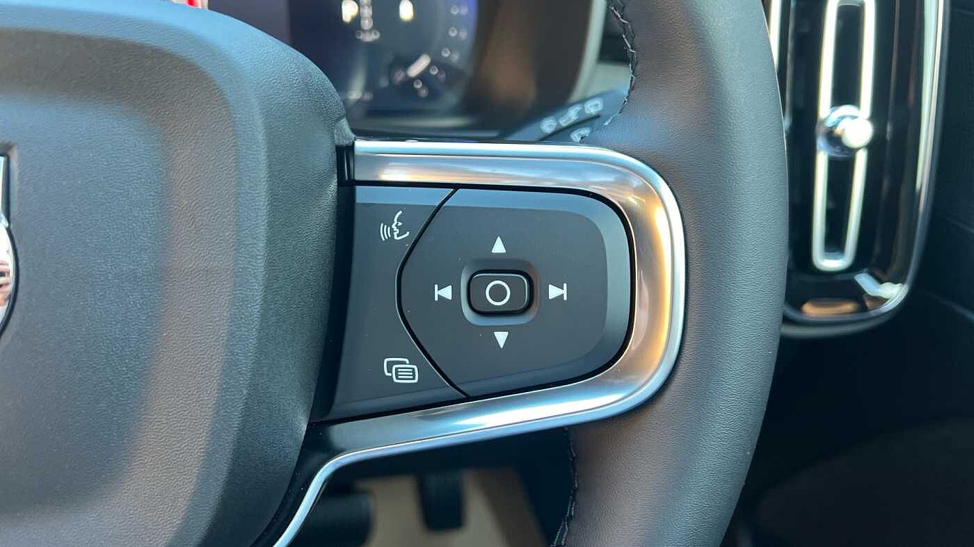 Used Volvo XC40 2025 for sale - 77030981: Photo 21