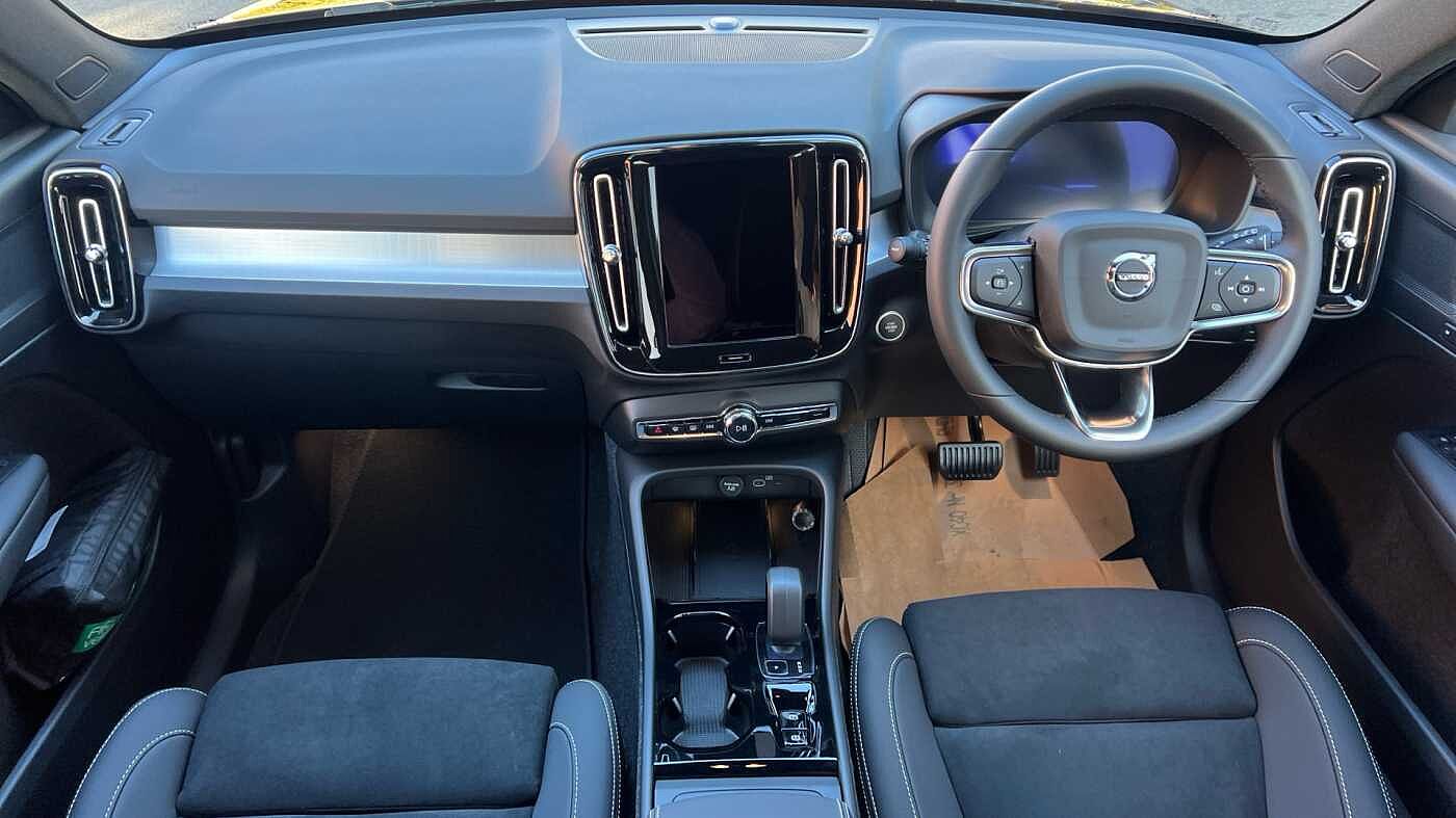 Used Volvo XC40 2025 for sale - 77030981: Photo 5