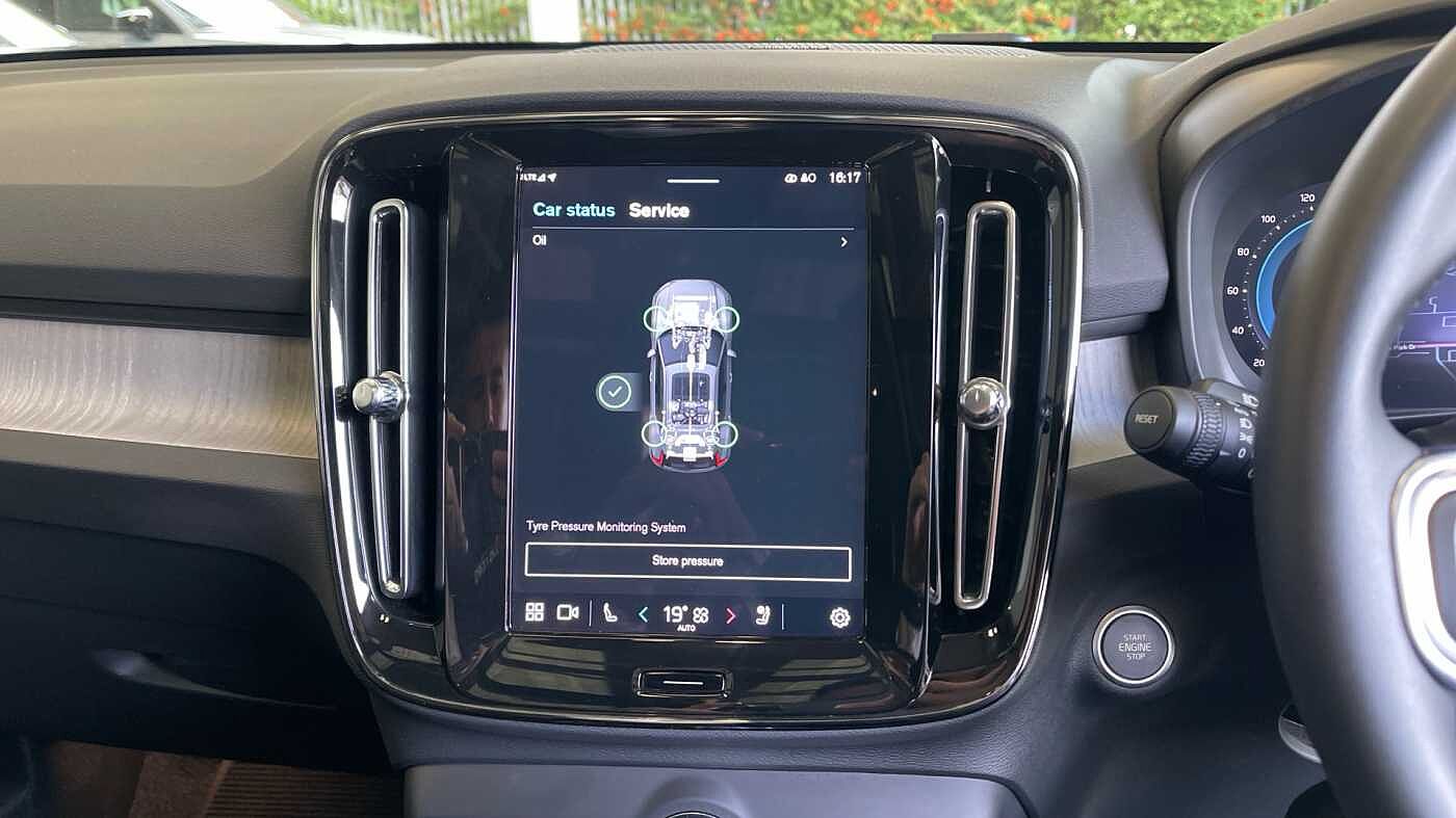 Used Volvo XC40 2024 for sale - 76730758: Photo 14