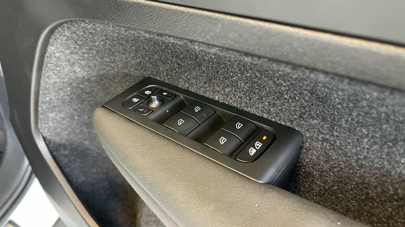 Used Volvo XC40 2024 for sale - 76730758: Photo 20