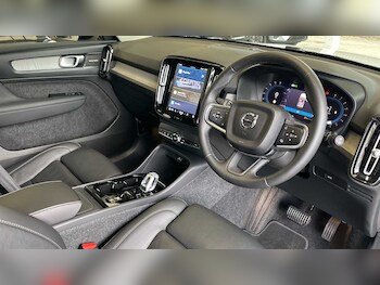 Used Volvo XC40 2024 for sale - 76730758: Photo