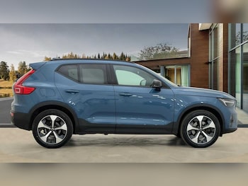 Used Volvo XC40 2022 for sale - 75590448: Photo