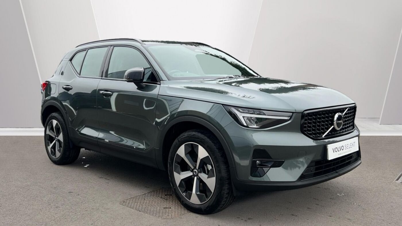 Used Volvo XC40 2025 for sale - 76154292: Photo 1