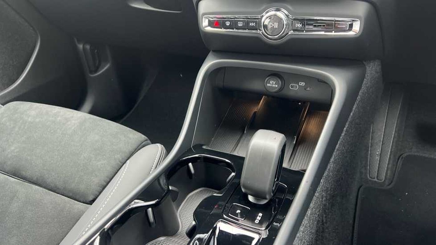 Used Volvo XC40 2025 for sale - 76154292: Photo 14