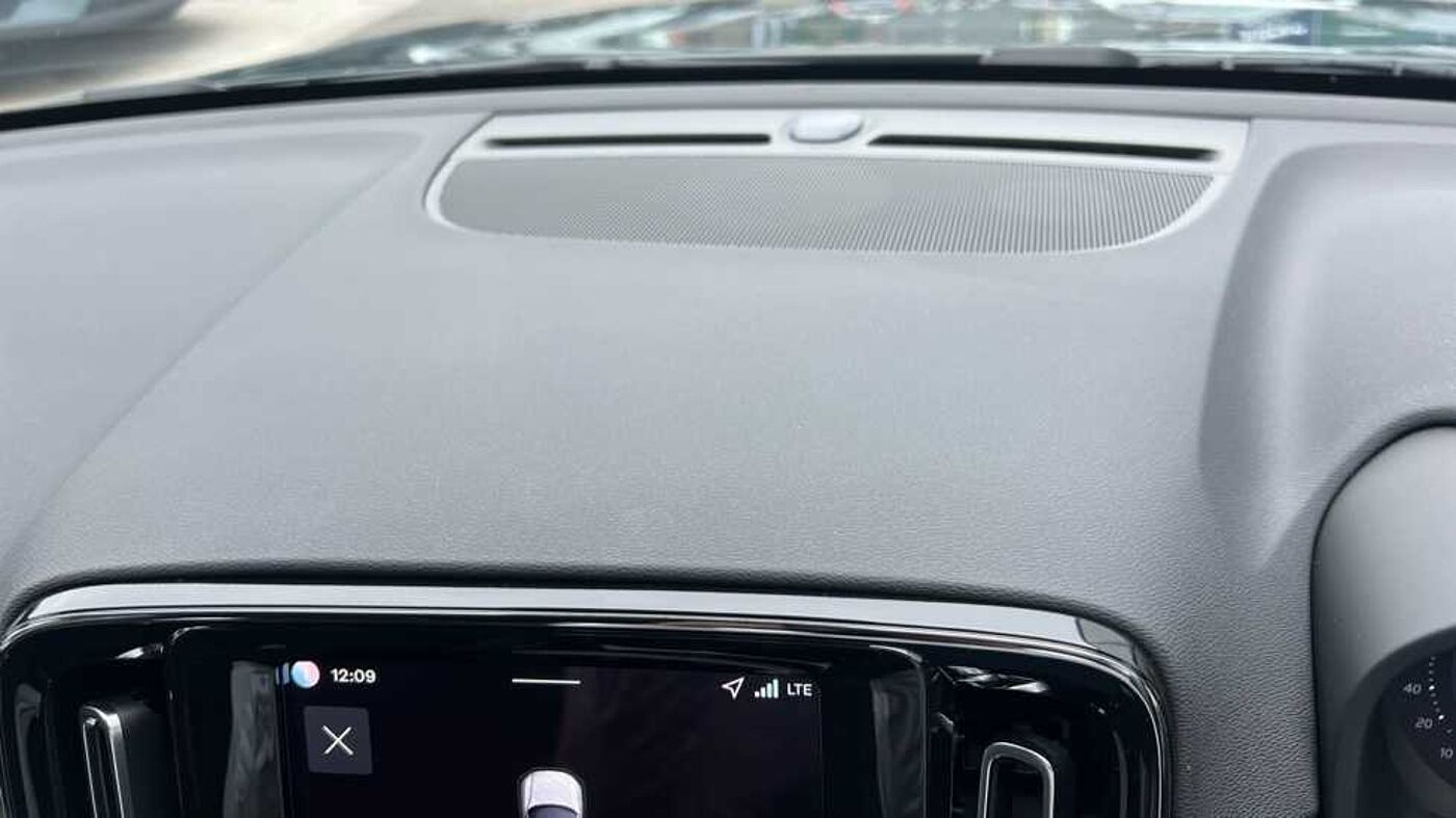 Used Volvo XC40 2025 for sale - 76154292: Photo 15