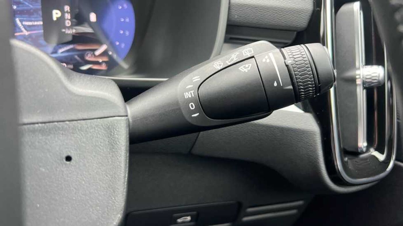 Used Volvo XC40 2025 for sale - 76154292: Photo 16