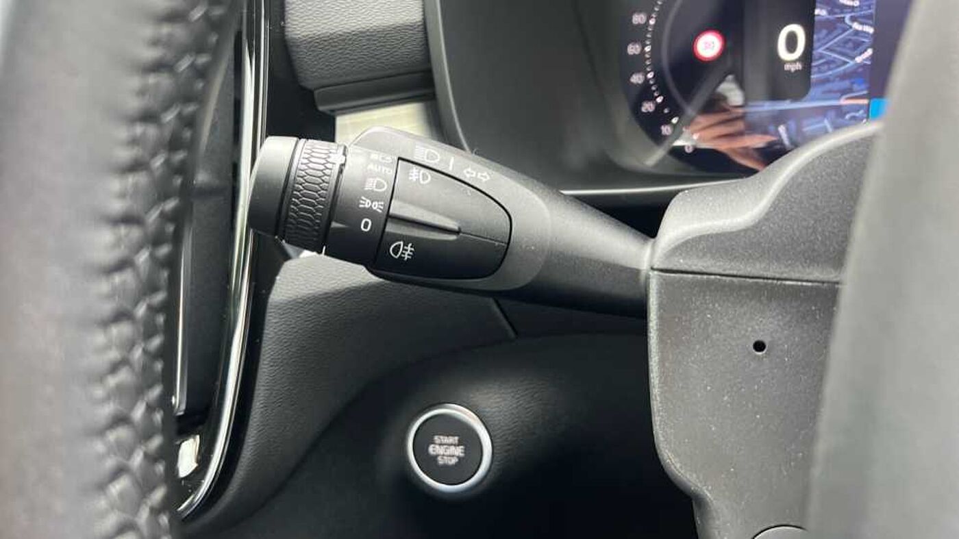 Used Volvo XC40 2025 for sale - 76154292: Photo 19